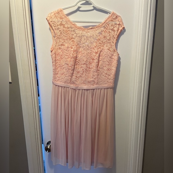 David’s Bridal Size 10 Blush Pink - Picture 1 of 2